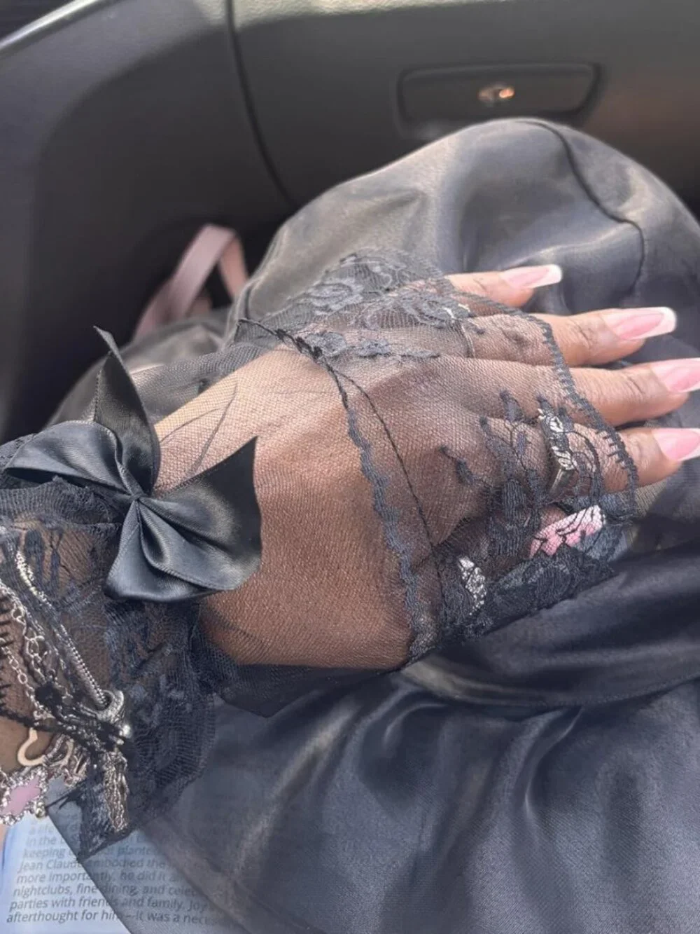 Fingerless Mesh Wrist Gloves